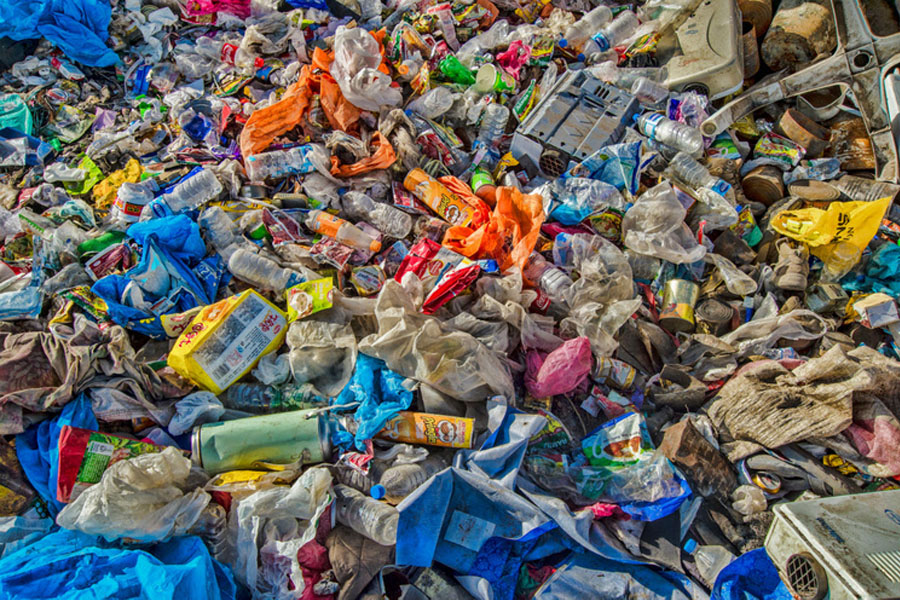 La basura acumulada en el monte del Everest.