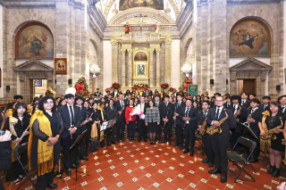Banda Universitaria de Marcha de la UAEMéx ofreció concierto navideño en catedral de Tenancingo