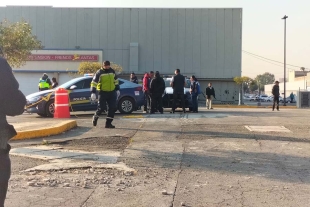 Muere hombre en estacionamiento del Walmart en Tollocan