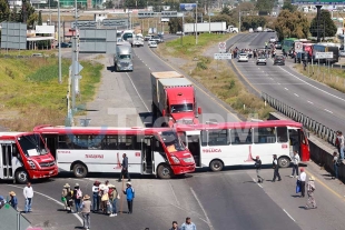 Por segunda ocasión en menos de una semana pobladores de Temoaya cierran la carretera Toluca- Atlacomulco