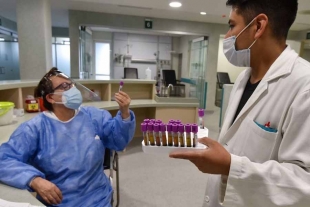 Tres centros médicos comenzarán pruebas de vacuna contra COVID-19 en CDMX