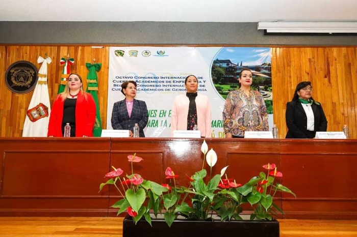 La directora de este espacio universitario, Barbara Dimas Altamirano, apuntó que estas actividades académicas se realizaron en el marco del 30 aniversario de la creación de la Maestría en Enfermería