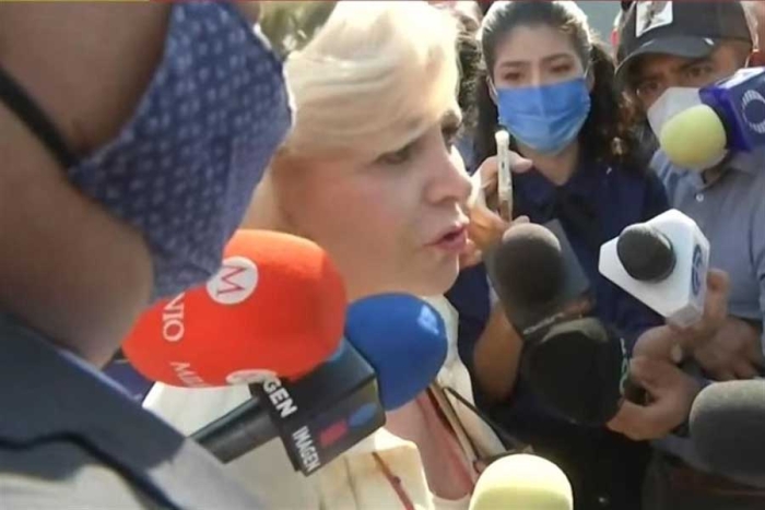 Alejandra Cuevas busca audiencia con AMLO para pedirle protección