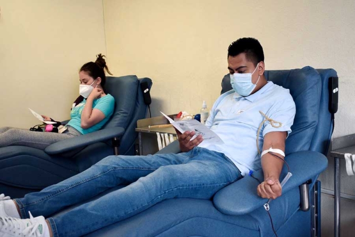 La sangre del donante altruista se utiliza en los hospitales en todo momento para ayudar a pacientes hospitalizados o a la persona que sufrió un accidente.