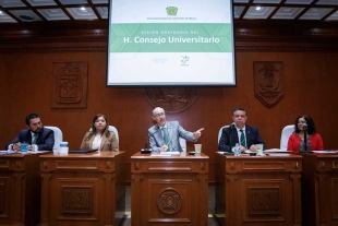 Carlos Eduardo Barrera Díaz se explicó que este programa de estudios tendrá una duración de cuatro años 