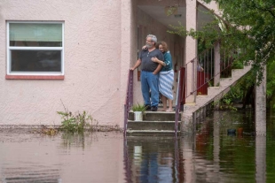 Huracán Idalia deja al menos dos muertos en Florida
