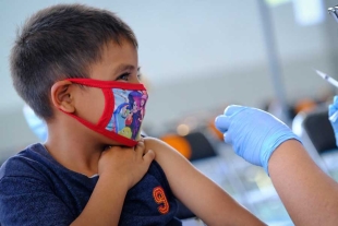 Anuncian vacuna contra Covid-19 para menores de 9 años en 23 municipios del Edomex