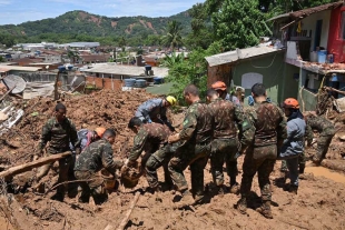 Lluvias torrenciales en Brasil dejan 44 muertos