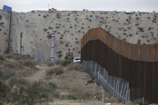 Encuentran dos migrantes mexicanos muertos en el desierto de Coahuila