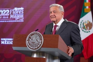 Funcionarios podrán ir a la marcha porque también son ciudadanos: AMLO