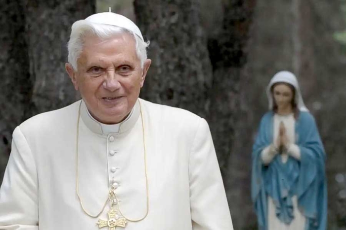 Acusan a Benedicto XVI de encubrir abusos sexuales de sacerdote