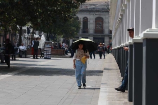 Para la región del Valle de Toluca, se pronostican temperaturas mínimas de 6 a 8 grados y máximas de 25 a 27 grados Celsius.