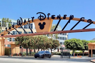 Disney anuncia 7,000 despidos y plan de reducción de costos