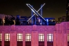 Retiran la “X” luminosa de la sede en San Francisco tras quejas