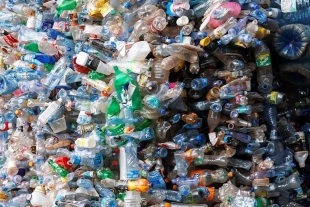 Asamblea de la ONU aprueba negociar pacto global contra contaminación por plásticos
