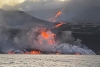 Llega lava de volcán al mar; se generan gases poco peligrosos