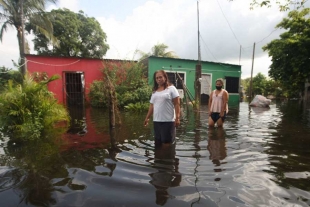 Piden a CFE reparación de daños por inundaciones en Tabasco