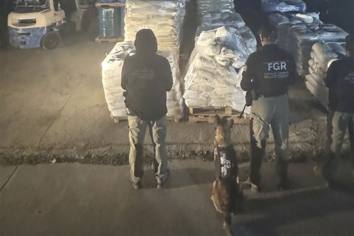 Los aseguramientos recientes en Durango y Sinaloa combinan inteligencia, operativos en carretera y cateos en inmuebles estratégicos.