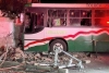 Autobús de la línea Estrella del Noreste se estrella contra casas y autos