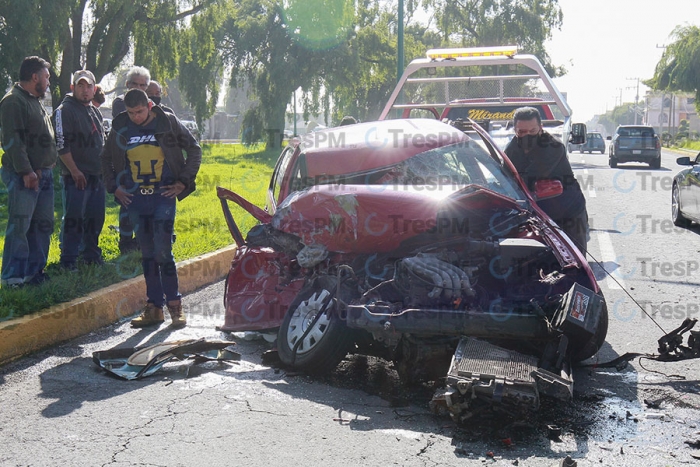 Se registra fuerte accidente en Calzada Al Pacífico