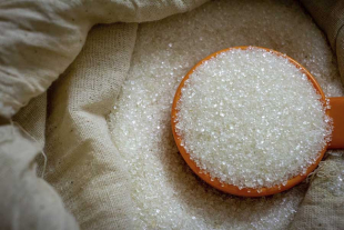 El Gobierno respalda el impuesto en la “obligación” de implementar mecanismos para estabilizar a la industria nacional