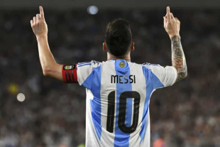 La visita, cargada de simbolismo, causó un fuerte impacto en el mundo deportivo