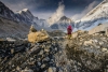El Everest inicia la mayor campaña de recogida de basura