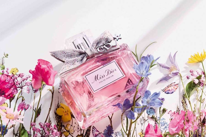 Cítrico y floral: este perfume de lujo es el que más vas a usar en las  noches de primavera porque huele tan bien que creerás que estás de  vacaciones