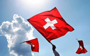 Suiza aprueba en referéndum reducir a cero las emisiones netas para 2050