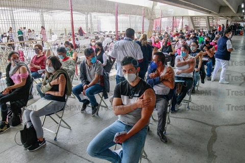 Segunda dosis de antiCovid para personas de 30 a 39 años en Toluca