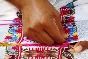 Los textiles del estado de Guerrero llegan a Los Pinos