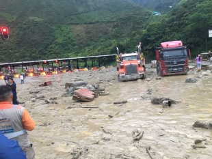 Deslave de tierra deja 15 muertos en Colombia