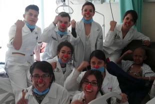 La risa abre corazones y cura en hospitales mexiquenses