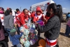 Integrantes de Cruz Roja se convirtieron en Reyes Magos para niños y niñas de escasos recursos en Toluca