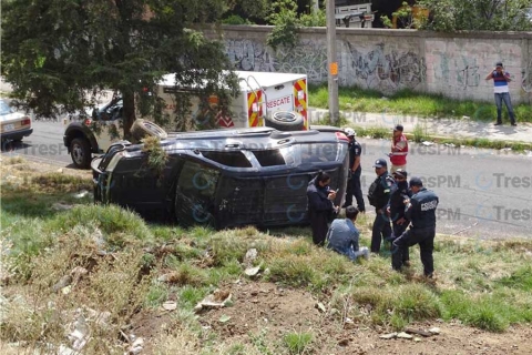 Automovilista en estado de ebriedad cae de puente de “San Francisco” en Zinacantepec