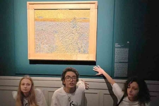 De nuevo contra Van Gogh; activistas arrojan puré de verduras sobre la obra “El Sembrador”