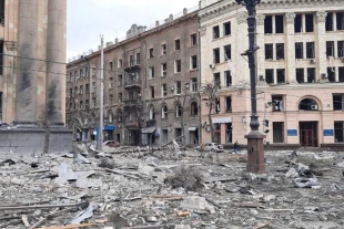 Ucrania: rusos atacan zonas residenciales de Jersón y Járkov
