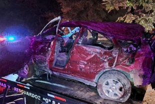 Chocan contra un árbol mueren dos y tres más quedan heridos en Tenancingo