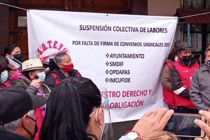 Paran labores trabajadores del SUTEYM por falta de apoyos económicos