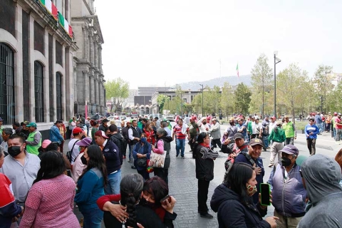 Se manifiestan trabajadores sindicalizados del ayuntamiento de Toluca