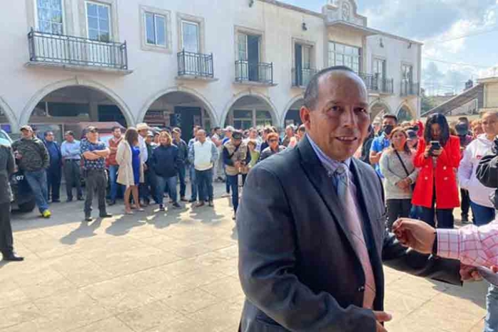 Alcalde suplente de Ocuilan tomó posesión del cargo este martes