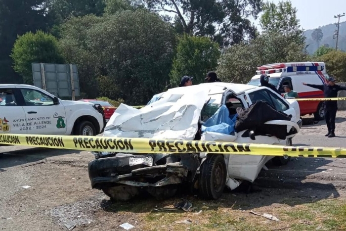 Tres personas mueren en la vía Toluca-Zitácuaro