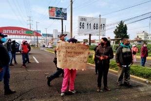 Manifestantes de San Pedro Totoltepec, piden se concluyan obras públicas