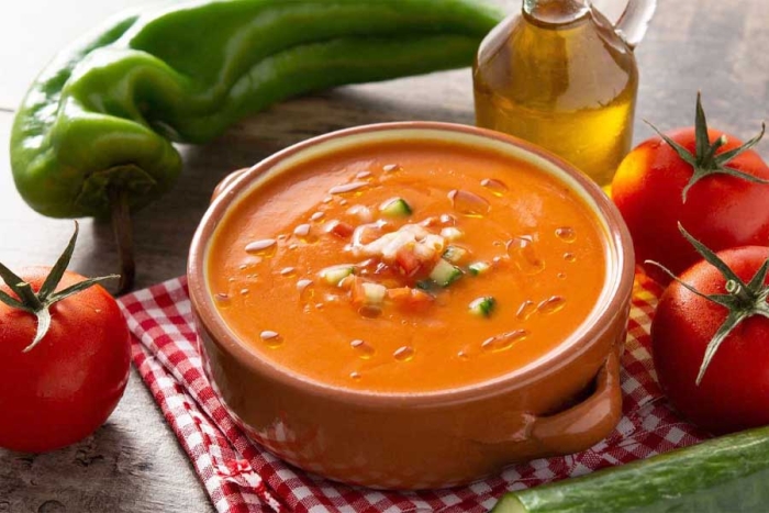 Qué es el gazpacho y 3 recetas para probarlo