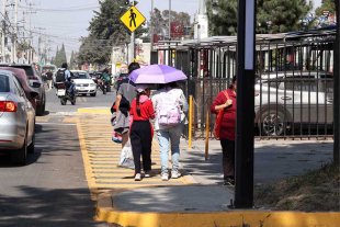 El Director General de Obras Públicas, Maximino Bueno, informó que se instalaron luminarias suburbanas