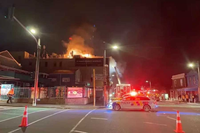 Incendio en hostal de Nueva Zelanda deja seis muertos