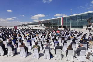 Inauguran Feria Aeroespacial Mexicana en la terminal área Felipe Ángeles