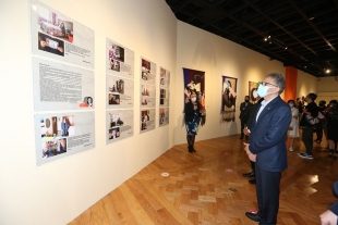 Inauguró Alfredo Barrera exposición contra la violencia de género