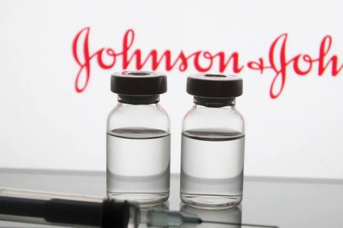 Vacuna Johnson &amp; Johnson  brinda protección hasta por ocho meses
