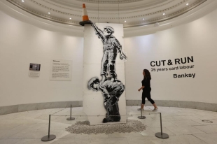 14 años después, Banksy celebrará su primera exposición oficial en solitario